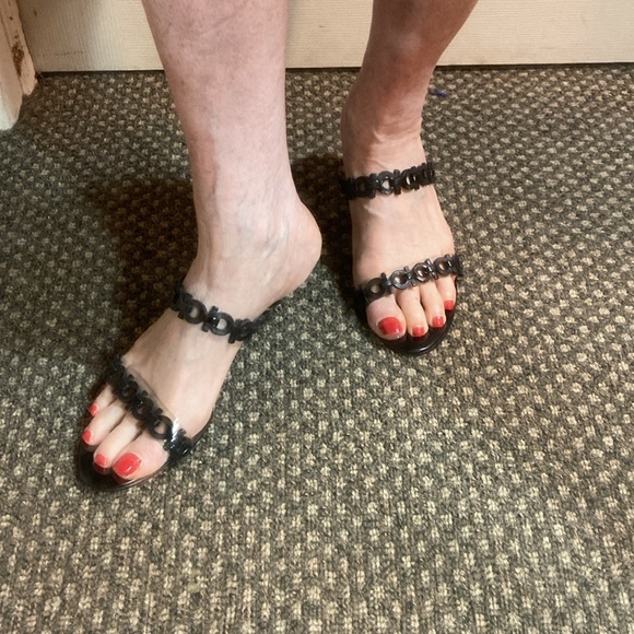 Salvatore Ferragamo kitten heel leather patent vinyl sandals Black size 8 - Picture 3 of 11